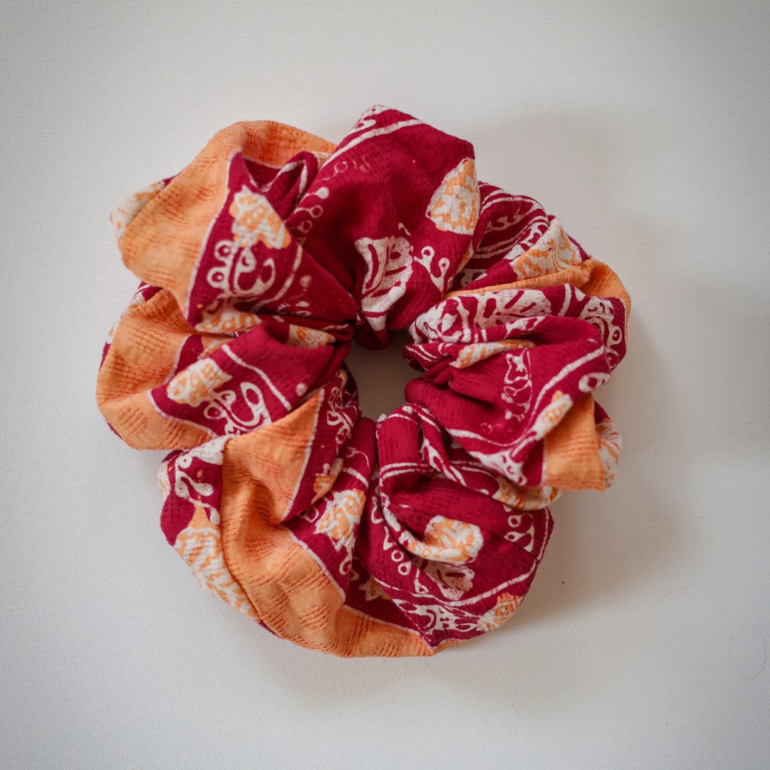 XL Batik Scrunchie - Baru Orange