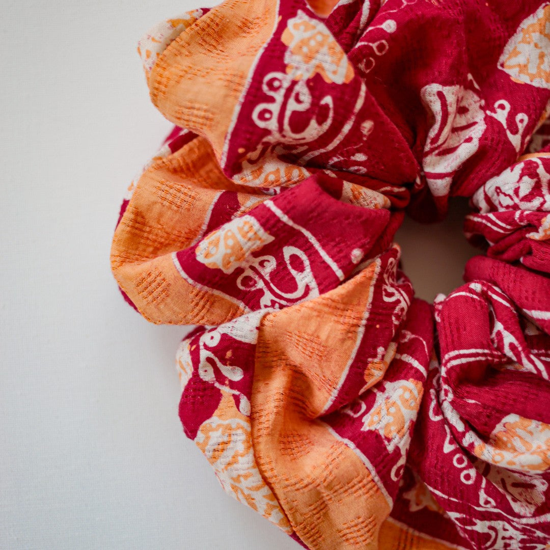 XL Batik Scrunchie - Baru Orange