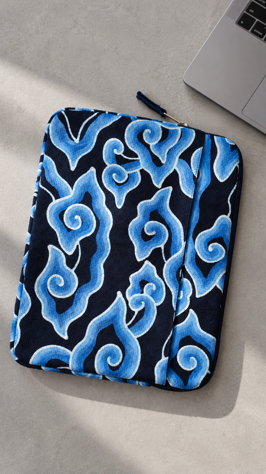 NEW: Laptop sleeve 13 & 14 inch Mega Mendung Blue