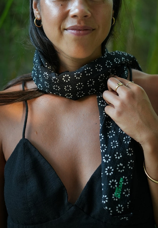 Batik scarf - Titik