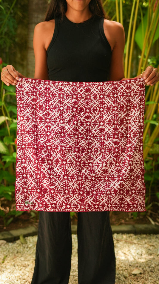 Batik Bandana - Kompas