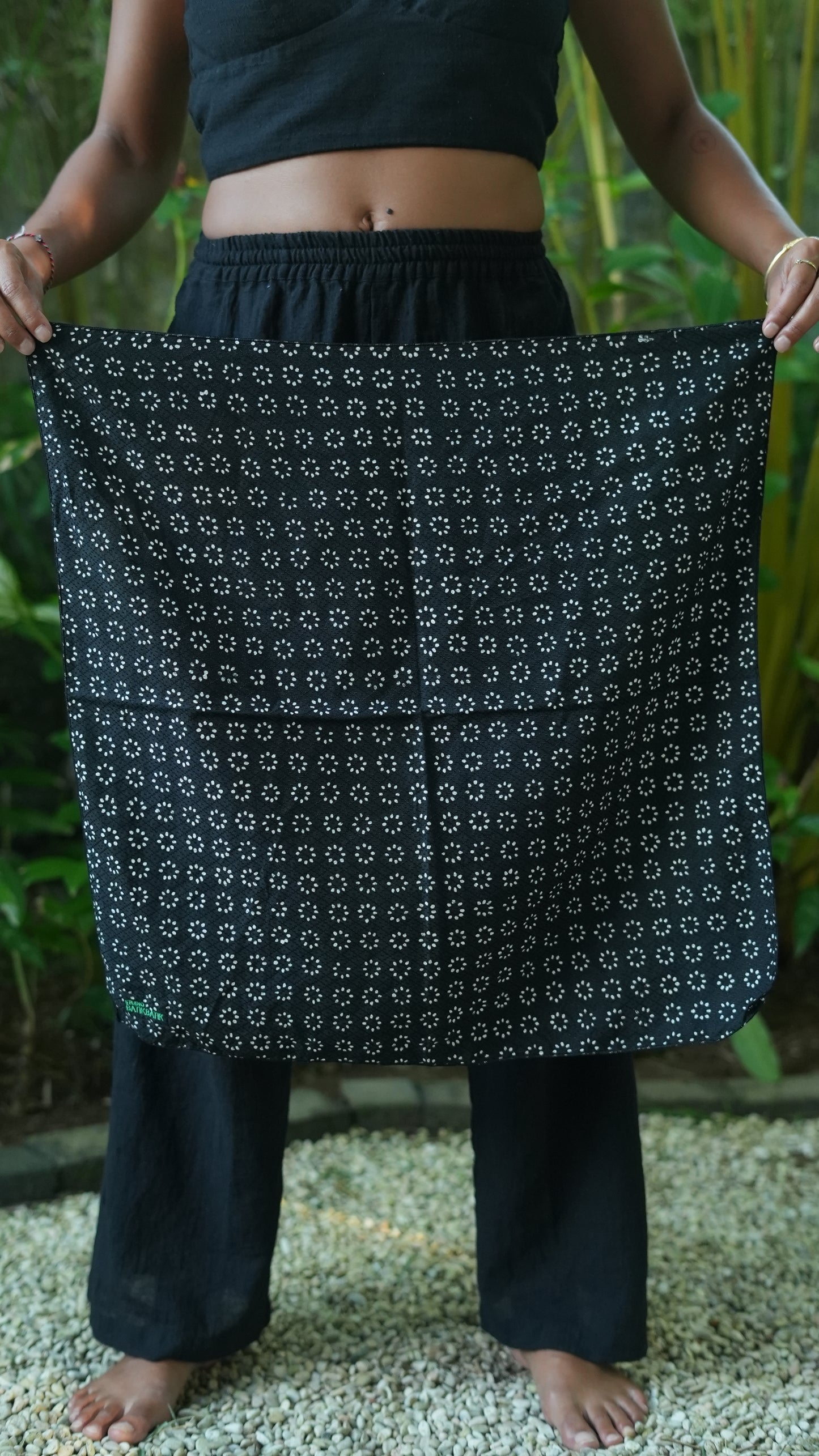Batik Bandana - Titik