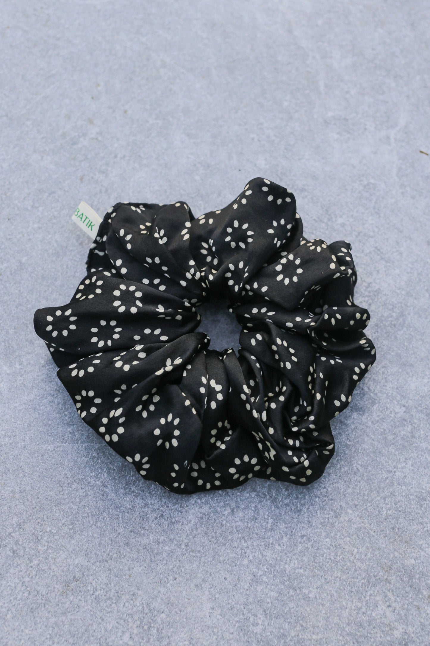 Batik Scrunchie - Titik Silk