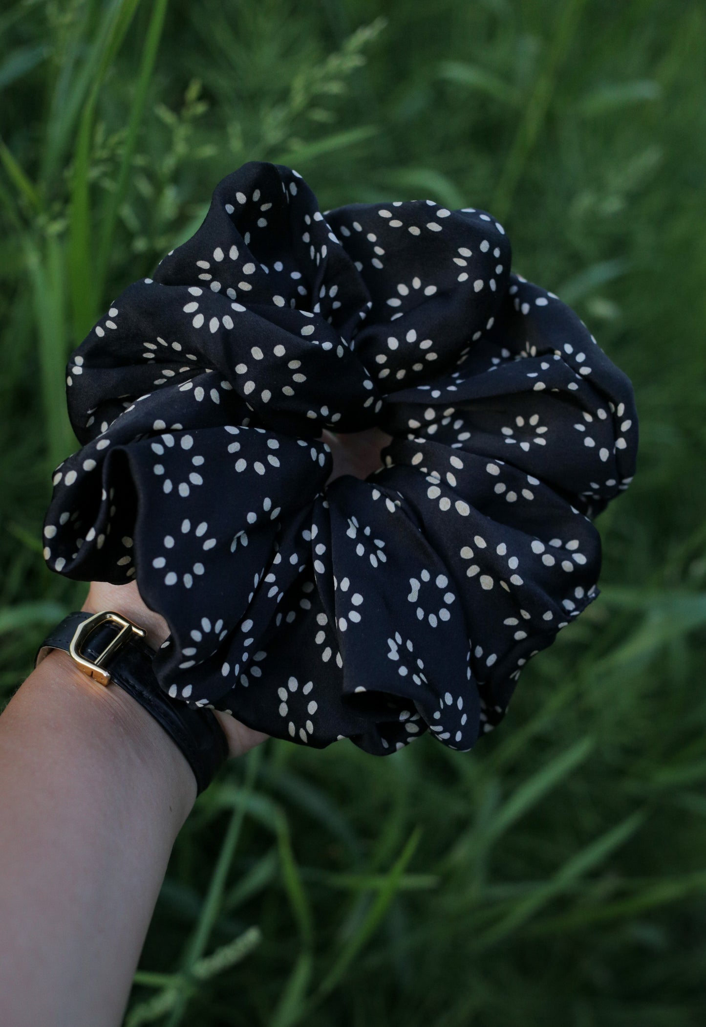 Batik Scrunchie - Titik Silk