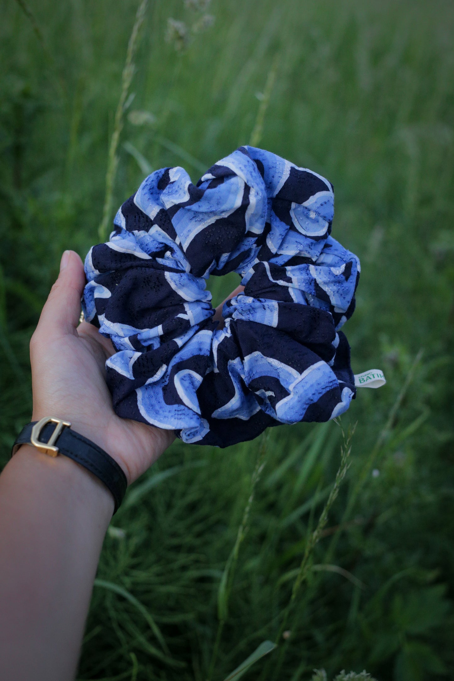 Batik Scrunchie - Mega Mendung
