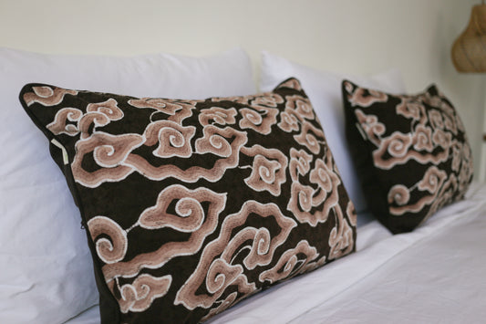 Cushion cover Mega Mendung brown