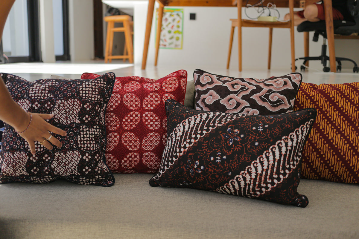 Cushion cover Cokelat